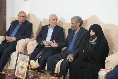 خانواده شهید «کیومرث کوثری مقدم»