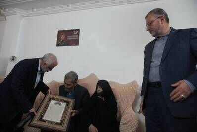 خانواده شهید «کیومرث کوثری مقدم»