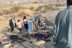 عکس/ تصادف مرگبار پژو پارس در محور کرمان–بم