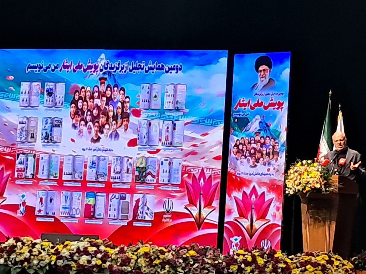 منادی: مدارس شاهد محل پرورش سرمایه‌های آینده انقلاب هستند