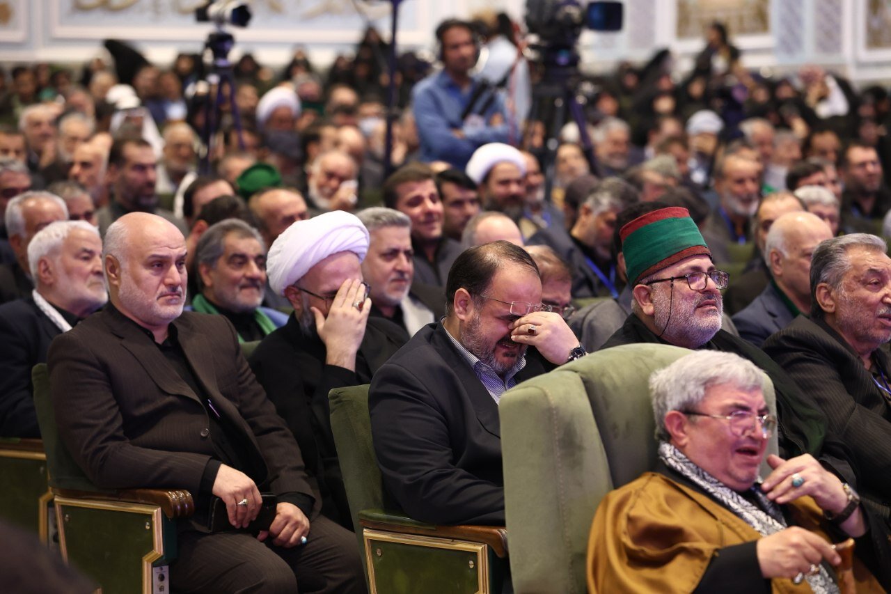 اختتامیه بیست‌ودومین اجلاس پیرغلامان حسینی در مشهد برگزار شد