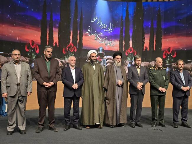 اوحدی: ۵ مادر با فرزند در آغوش به شهادت رسیدند