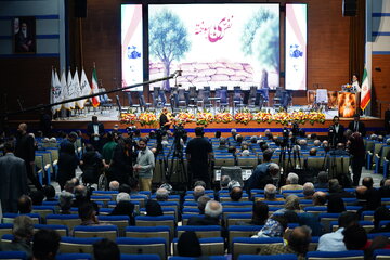 اولین همایش بین‌المللی نفس‌های سوخته