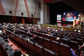 ویژه‌برنامه شب خاطره با محوریت شهدای شاخص برگزار شد