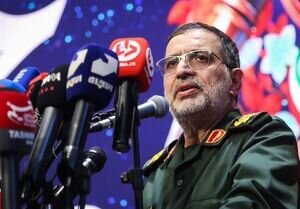 سردار نائینی: نگاه نیروهای مسلح به جنگ دانش‌افزایی است