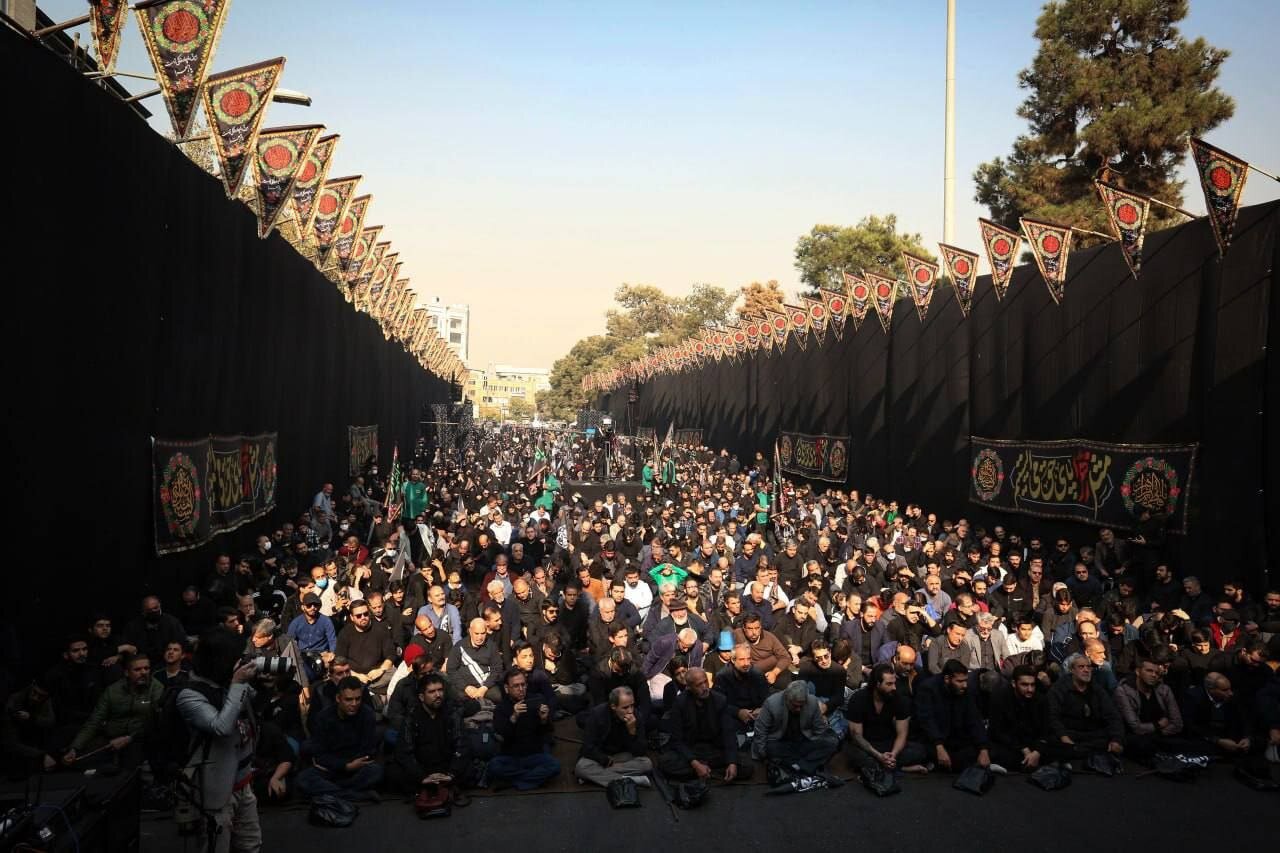 تجلی زیارت رضوی در فاطمیه/ میدان نبوت میزبان اجتماع سوگواران حضرت زهرا(س) 