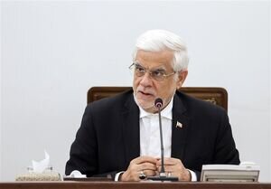 عارف: ضریب نفوذ بیمه باید به عدد ۷ برسد