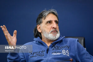 انتقاد پیشکسوت استقلال از ستاره آبی‌ها