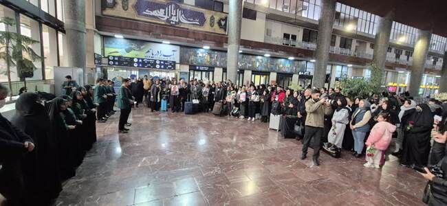 مشهد میزبان سومین کاروان خانواده شهدای زندان اوین تهران
