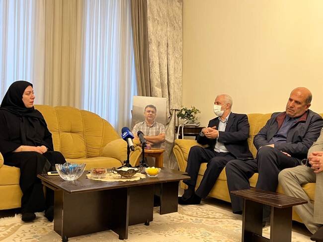 اوحدی: رهبر انقلاب فرمودند که دلتنگ خانواده شهدا هستند