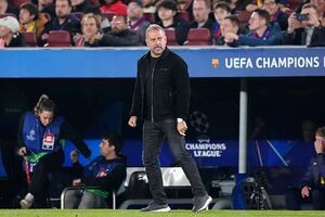 واکنش فلیک به ناراحتی یامال بعد از تعویض