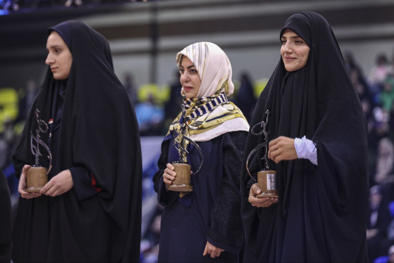 چهارمین جشن بزرگ «ایران‌بانو» برگزار شد