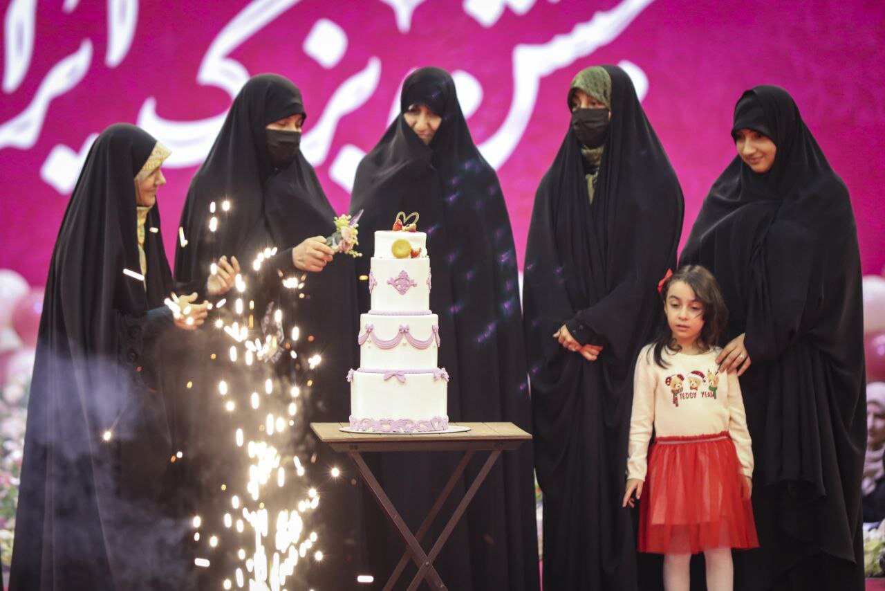 چهارمین جشن بزرگ «ایران‌بانو» برگزار شد