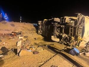 واژگونی اتوبوس مسافری با ۲۲ قربانی و مصدوم +عکس