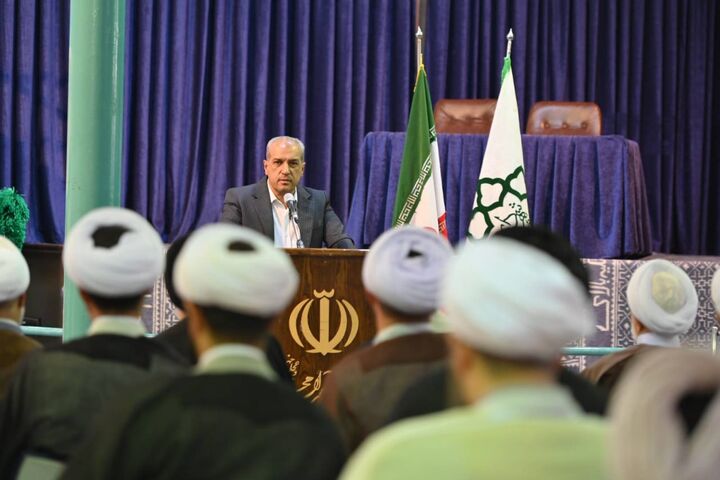 ضرورت تقویت نقش اجتماعی و محله محور ۶۱  مسجد منطقه یک