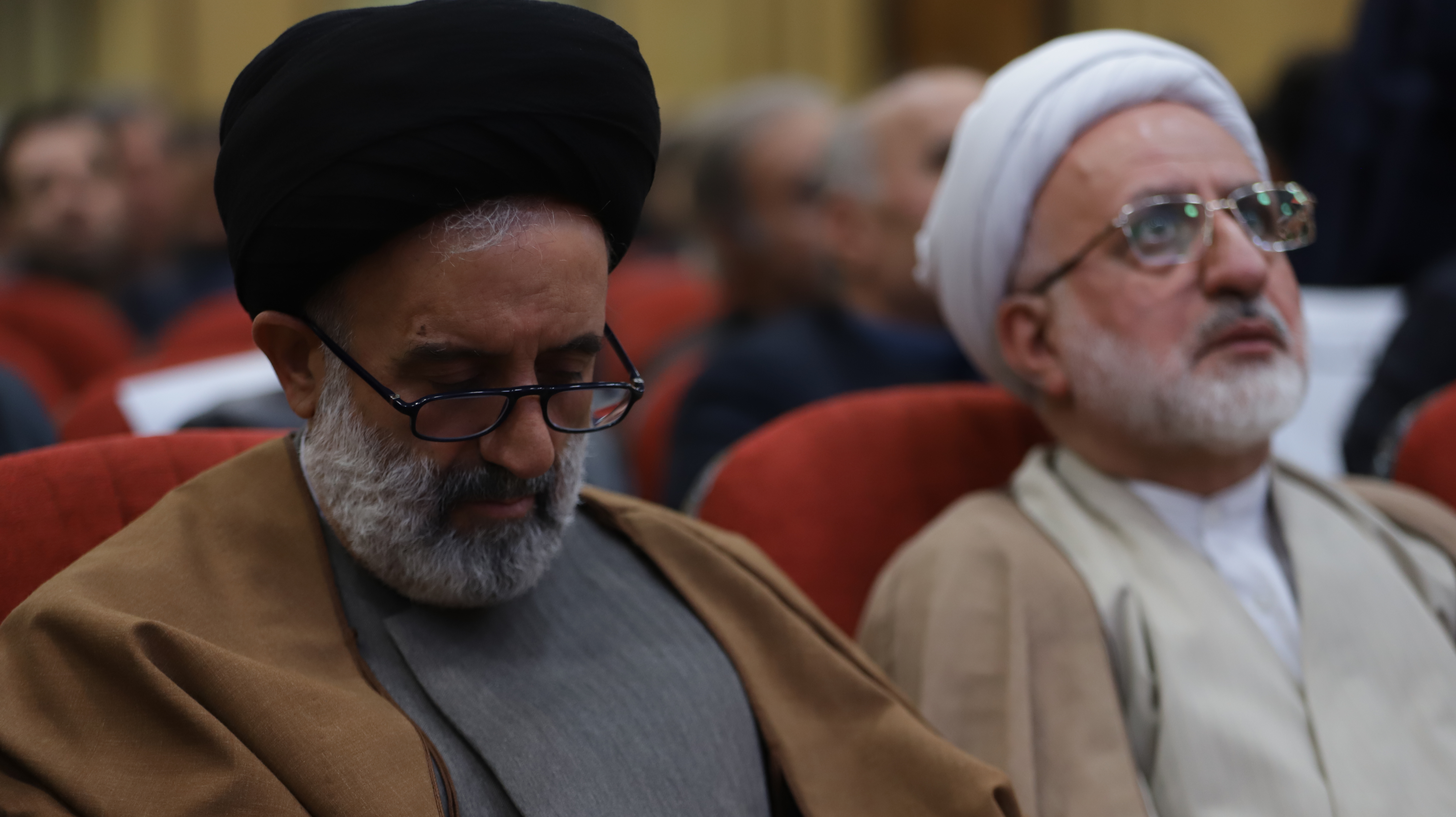 نخستین اجلاس بین‌المللی اندیشه اقتصاد تجاری - صادرکنندگان نمونه شاهد و ایثارگر