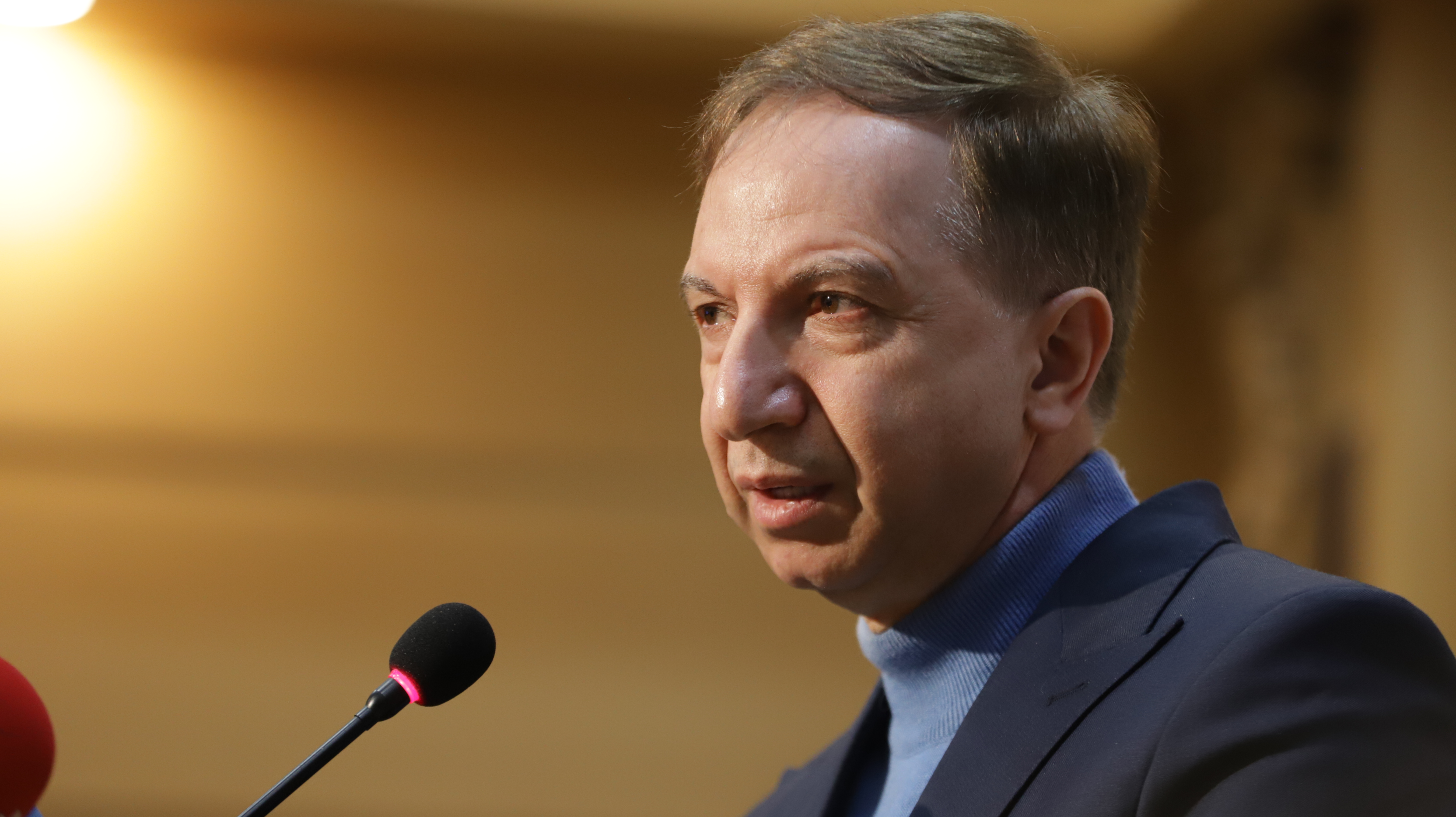 نخستین اجلاس بین‌المللی اندیشه اقتصاد تجاری - صادرکنندگان نمونه شاهد و ایثارگر