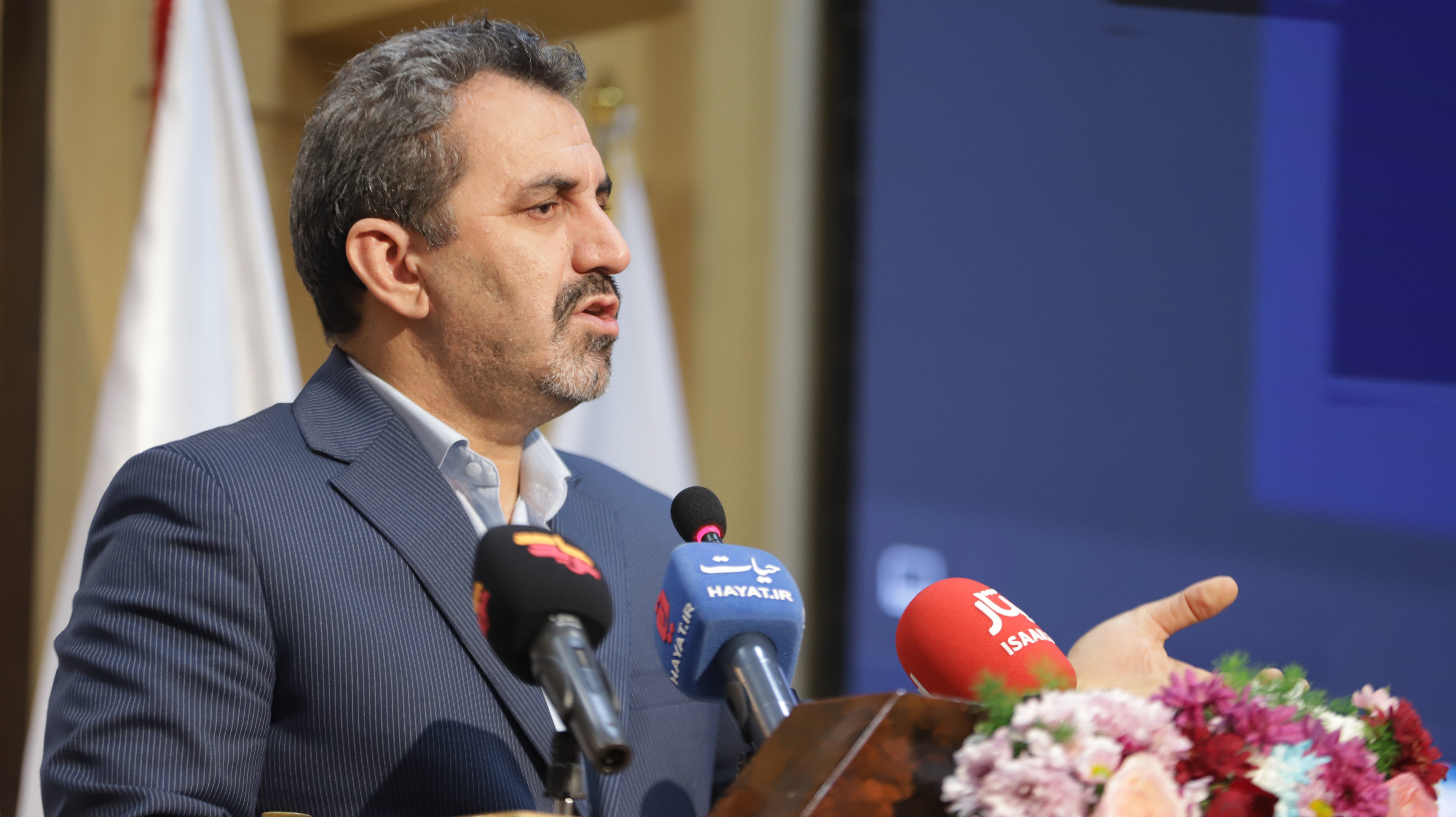 نخستین اجلاس بین‌المللی اندیشه اقتصاد تجاری - صادرکنندگان نمونه شاهد و ایثارگر