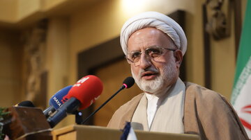 مشاور وزیر اقتصاد: آماده حمایت کامل از تولیدکنندگان و صادرکنندگان ایثارگر هستیم