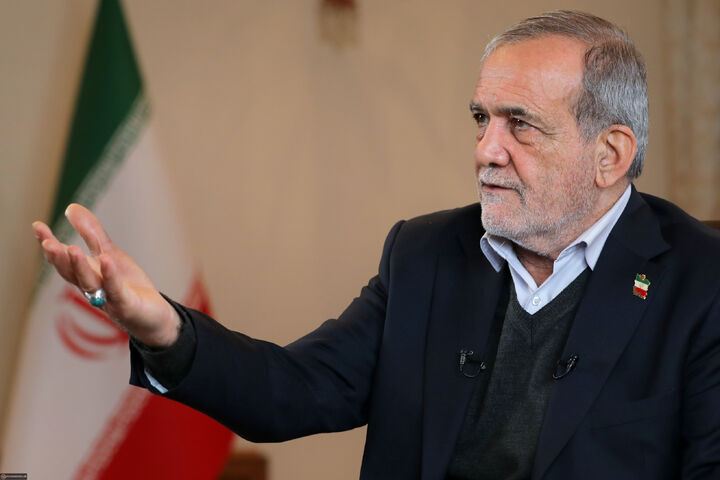 پزشکیان: برای ناامنی ایران نیروی تروریستی به کشور فرستاده‌اند