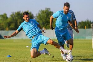 خط قرمز ساپینتو روی نام ۲ بازیکن استقلال