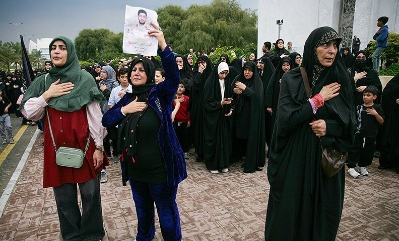 تشییع پیکر شهید امنیت امیرحسین ترکاشوند - کیش