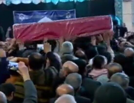 وداع قزوینی‌ها با شهدای حوادث اخیر