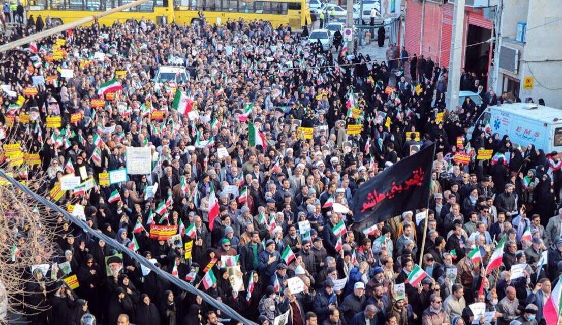 تشییع پیکر مطهر شهدای مدافع امنیت فراجا فارس در شیراز