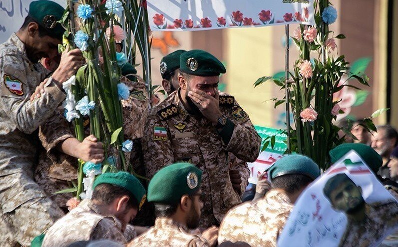 وداع باشکوه با شهدای مدافعان امنیت در اغتشاشات اخیر