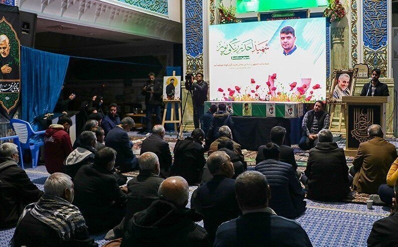 وداع باشکوه با شهدای مدافعان امنیت در اغتشاشات اخیر