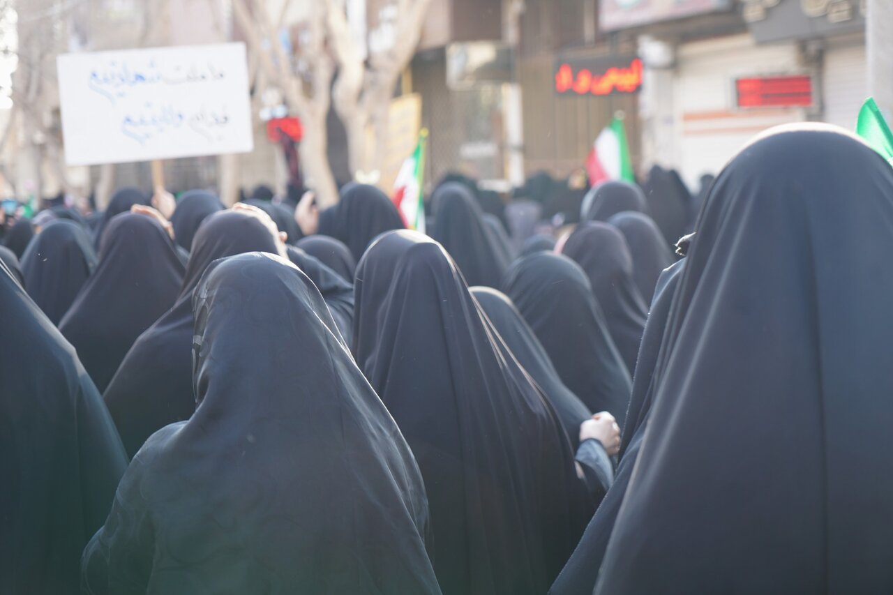 تشییع پیکر شهید علی عابدی در شهر ابریشم برگزار شد