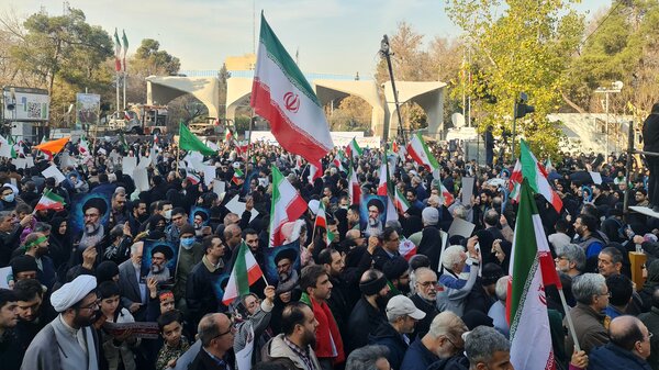 مراسم تشییع پیکر شهدای مقاومت ملی در تهران برگزار شد