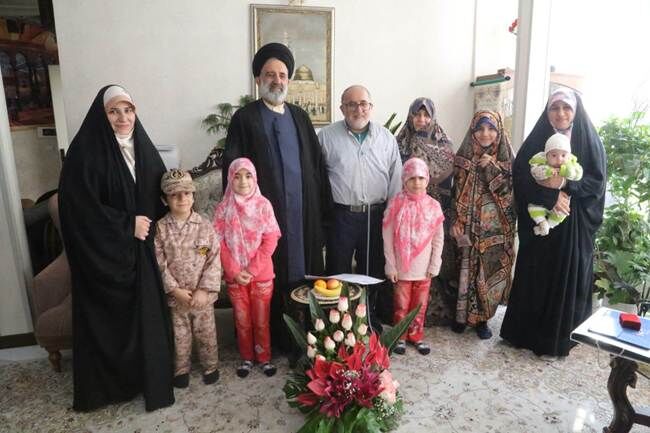 دیدار نماینده ولی فقیه در بنیاد با جانبازان ۷۰ درصد رضوی، لوح‌موسوی، بخارایی‌زاده