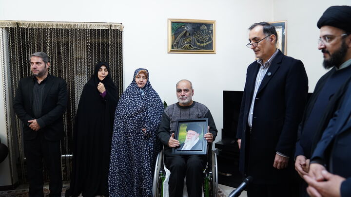 دیدار رئیس و معاونین بنیاد شهید با جانبازان ۷۰ درصد