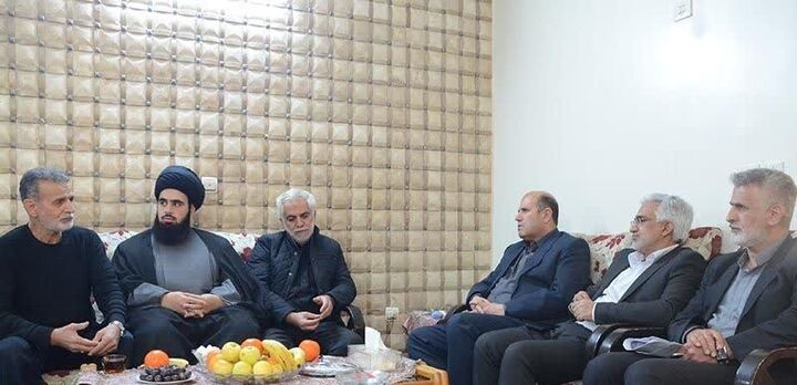 دیدار مسئولان بنیاد شهید با خانواده شهدای اغتشاشات اخیر
