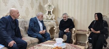 نهضت دیدار با خانواده شهدای اغتشاشات/ دیدار با ۱۲۰ خانواده در شهرستان‌های استان تهران