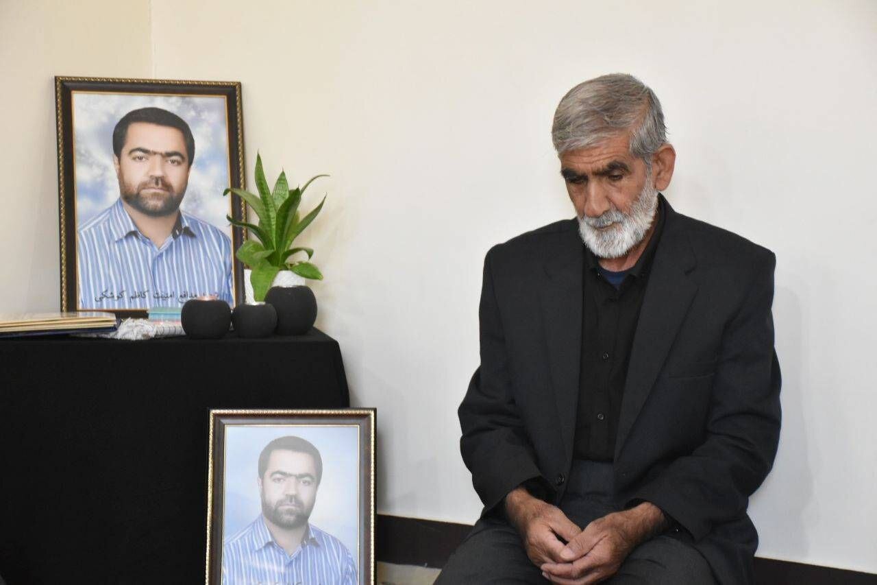 دیدار کرمالهی با خانواده شهدای اغتشاشات