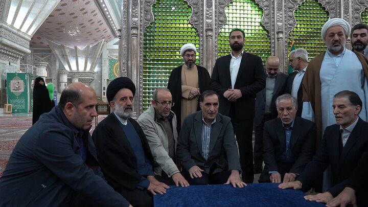 گزارش تصویری/ حضور مسئولان بنیاد شهید در حرم امام خمینی (ره)