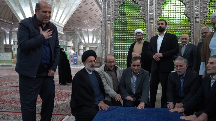 گزارش تصویری/ حضور مسئولان بنیاد شهید در حرم امام خمینی (ره)