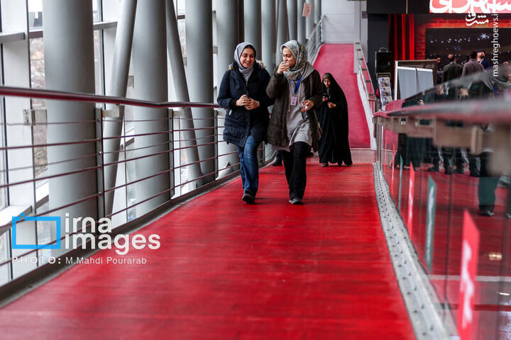 عکس/ پنجمین روز چهل‌وچهارمین جشنواره فیلم فجر