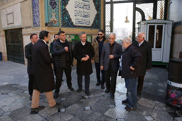 بازدید شهردار منطقه ۵ از مساجد آسیب‌دیده پونک و اباذر