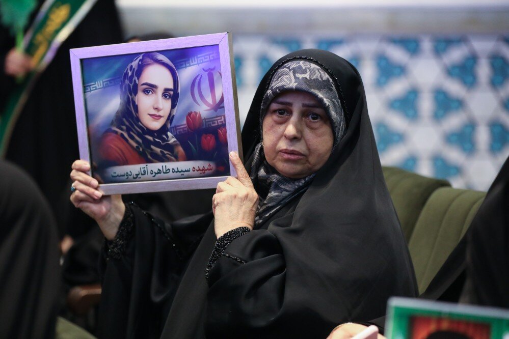 برگزاری اجلاسیه ملی شهدای غریب اسارت با حضور محمد باقر قالیباف