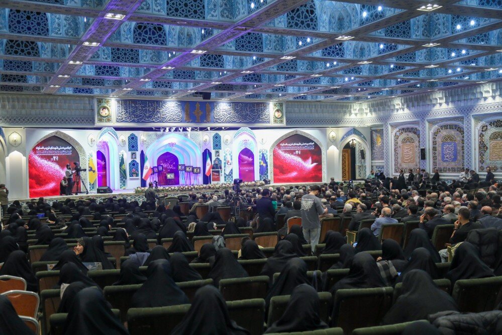 برگزاری اجلاسیه ملی شهدای غریب اسارت با حضور محمد باقر قالیباف