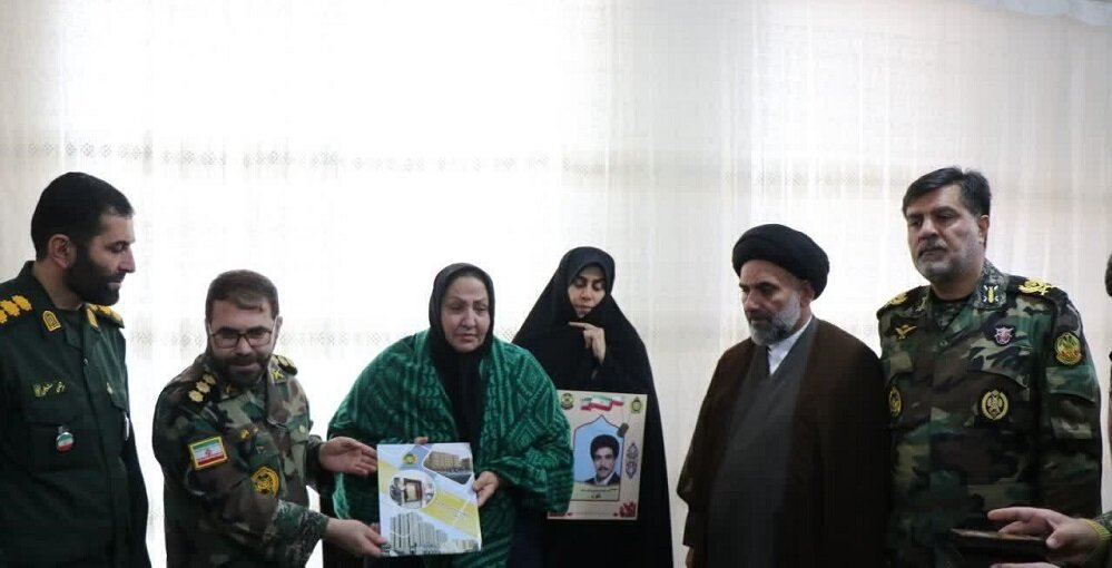 پایان ۴۳ سال چشم‌انتظاری خانواده شهید در ازنا لرستان