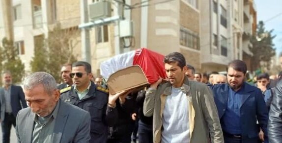 وداع باشکوه مردم البرز با جانباز ۷۰ درصد دفاع مقدس