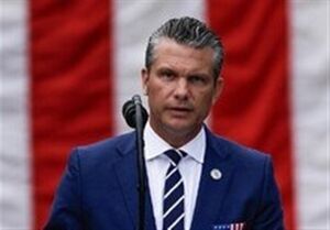 هگست دستور برکناری مشاور ارشد وزیر ارتش را صادر کرد