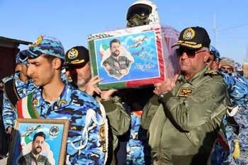 تشییع پیکر سرهنگ خلبان شهید مهدی فیروزمند در پایگاه هوایی شهید محمد نوژه همدان