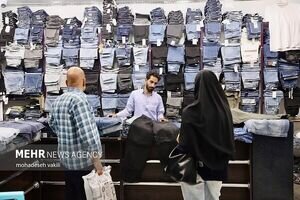 روایتی از بازار پوشاک شب عید