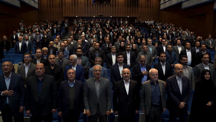 فیلم/ مراسم سالروز تأسیس بیمه دی