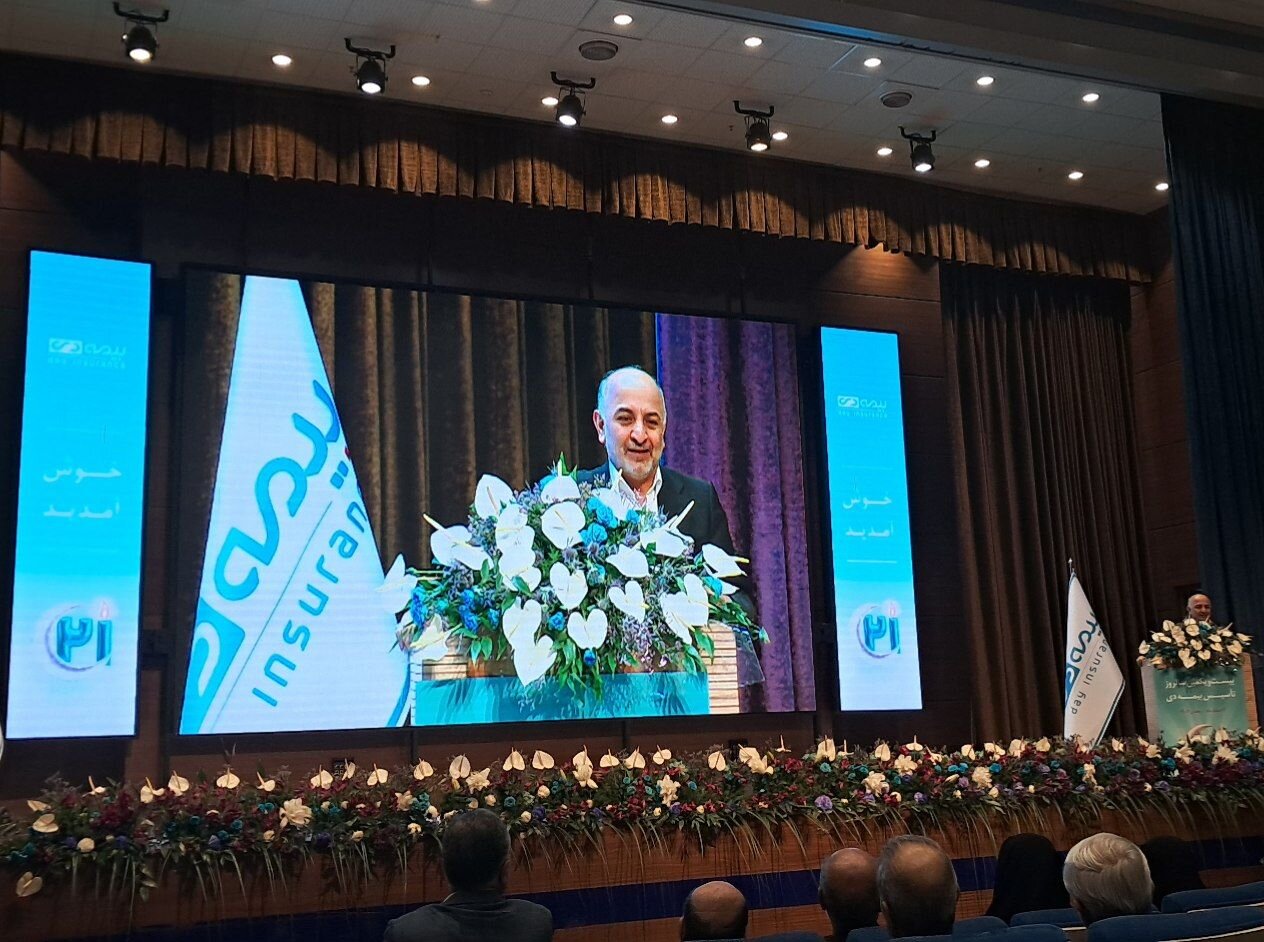 چهار پیشران رشد بیمه دی در ۲۱ سالگی؛ از جهش دیجیتال تا افتتاح ۸ شعبه و دو سامانه هوشمند